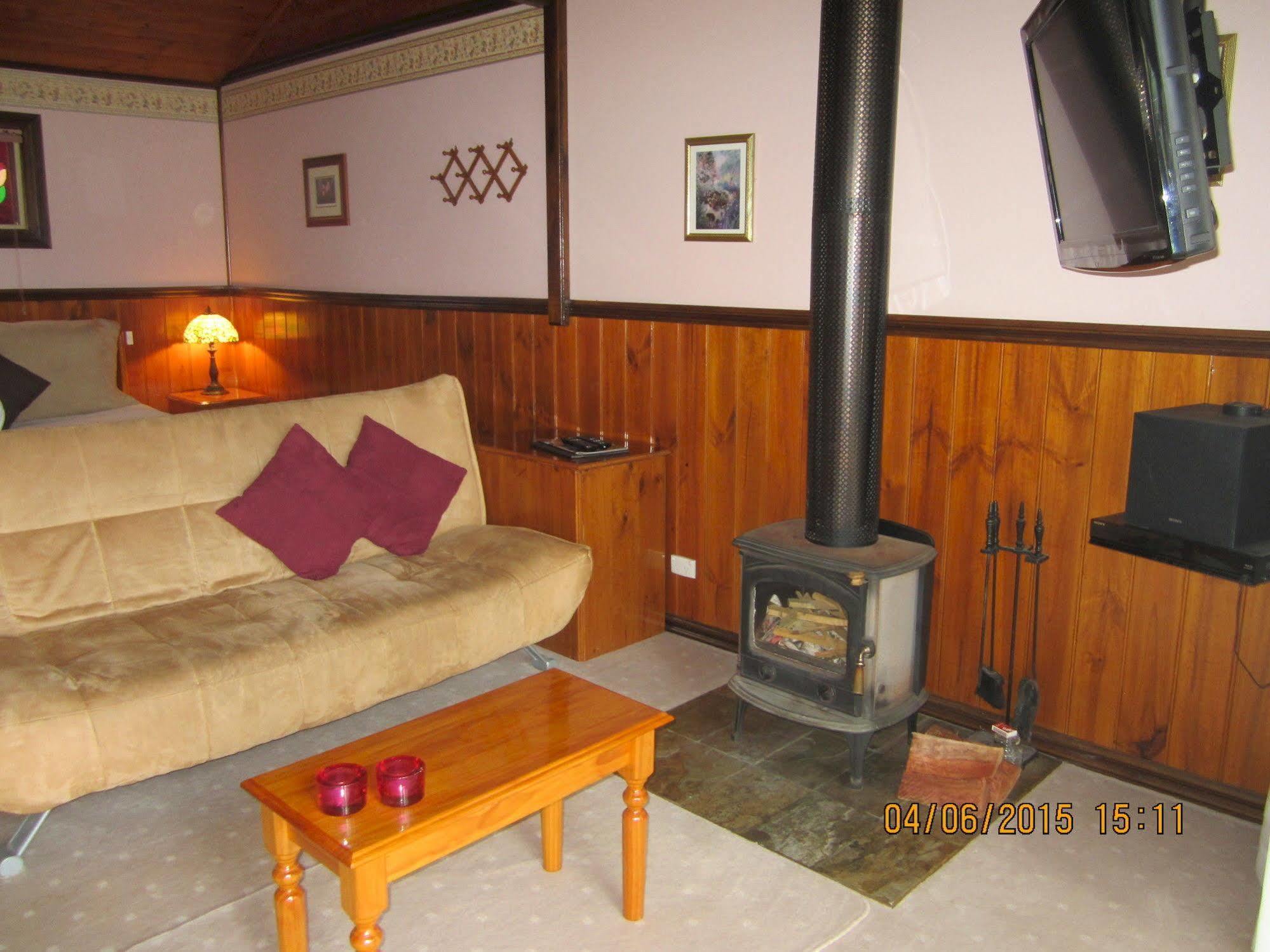 Willowlake Cottages Howqua 외부 사진